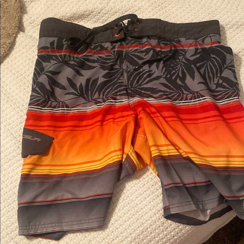 ZeroXposur Tropical Leaf swimming short size L